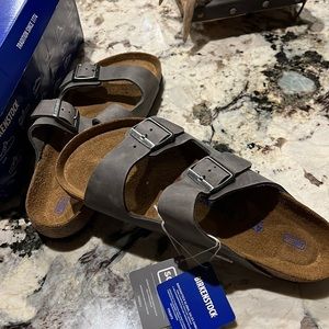 Birkenstock Arizona iron color EU 43, US 10-11